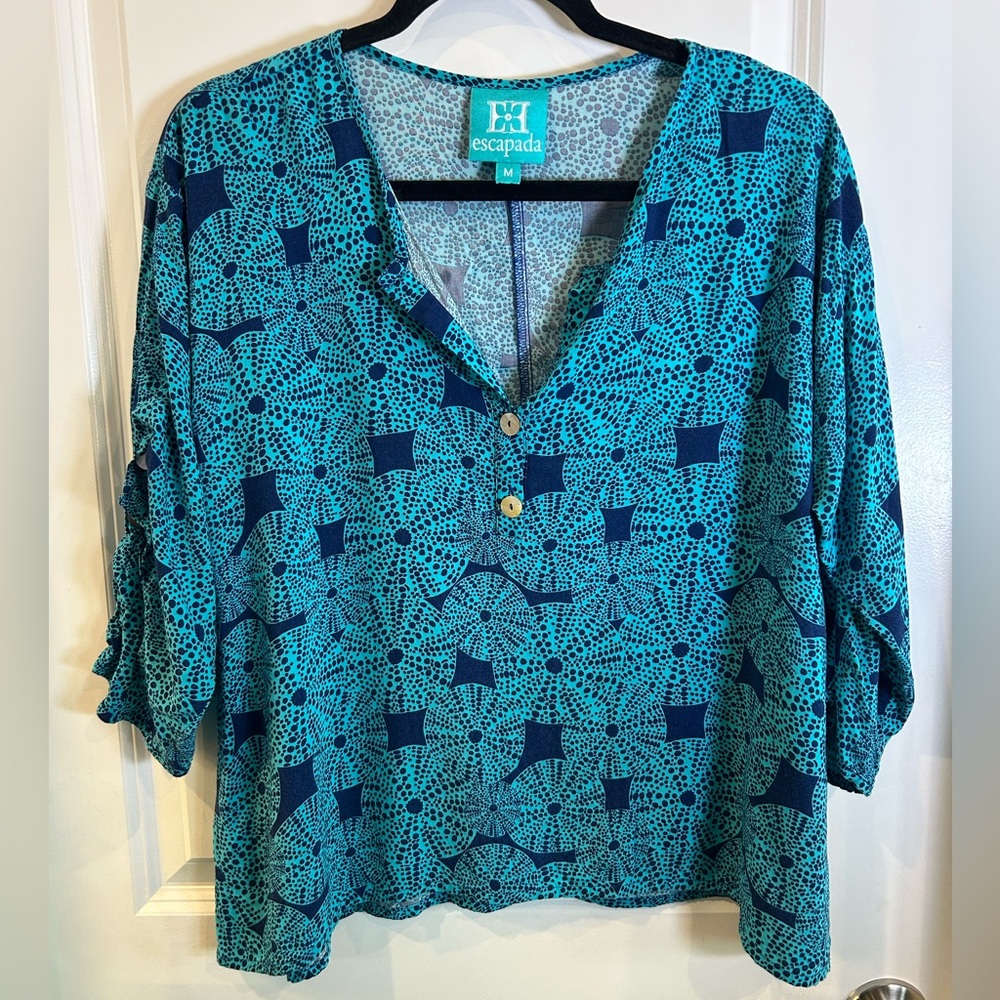 Escapada Teal and Navy‎ Geometric Top Size Medium